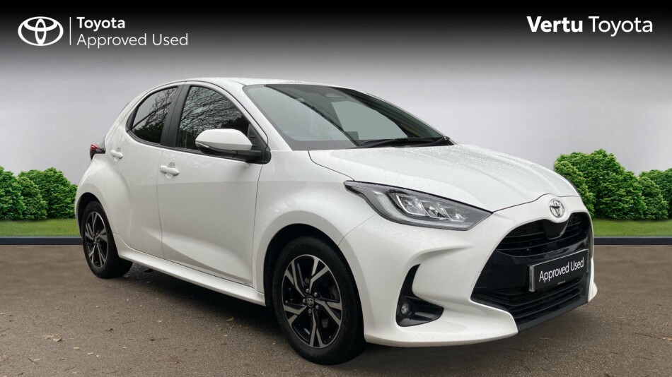 Toyota Yaris 1.5 Hybrid Design 5dr CVT Hybrid Hatchback